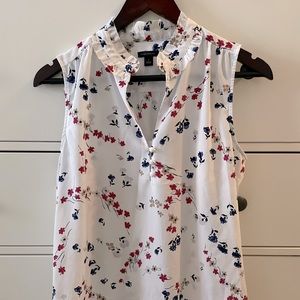 Ann Taylor Flower Top
